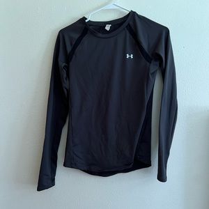 Dark grey under armor thermal